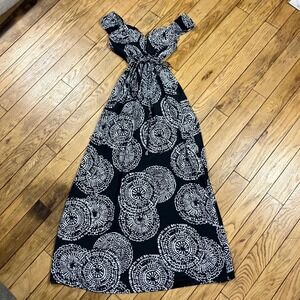 Attention Black White‎ Geometric Medallion Empire Waist Maxi Dress XS